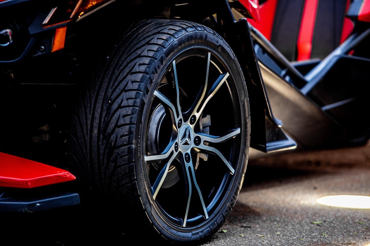 Canada accident car import service UAE Canada accident car import service UAE