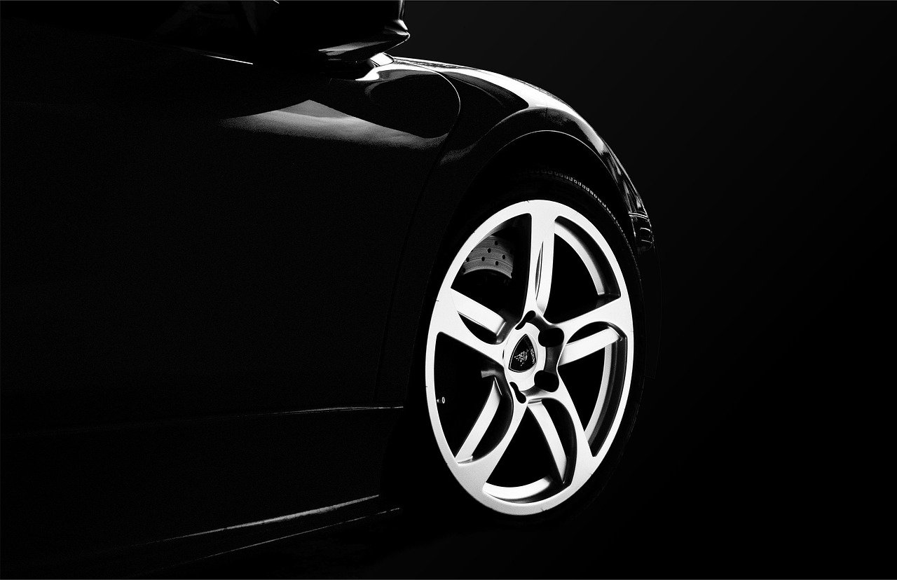 Japan car shipping cost to UAE