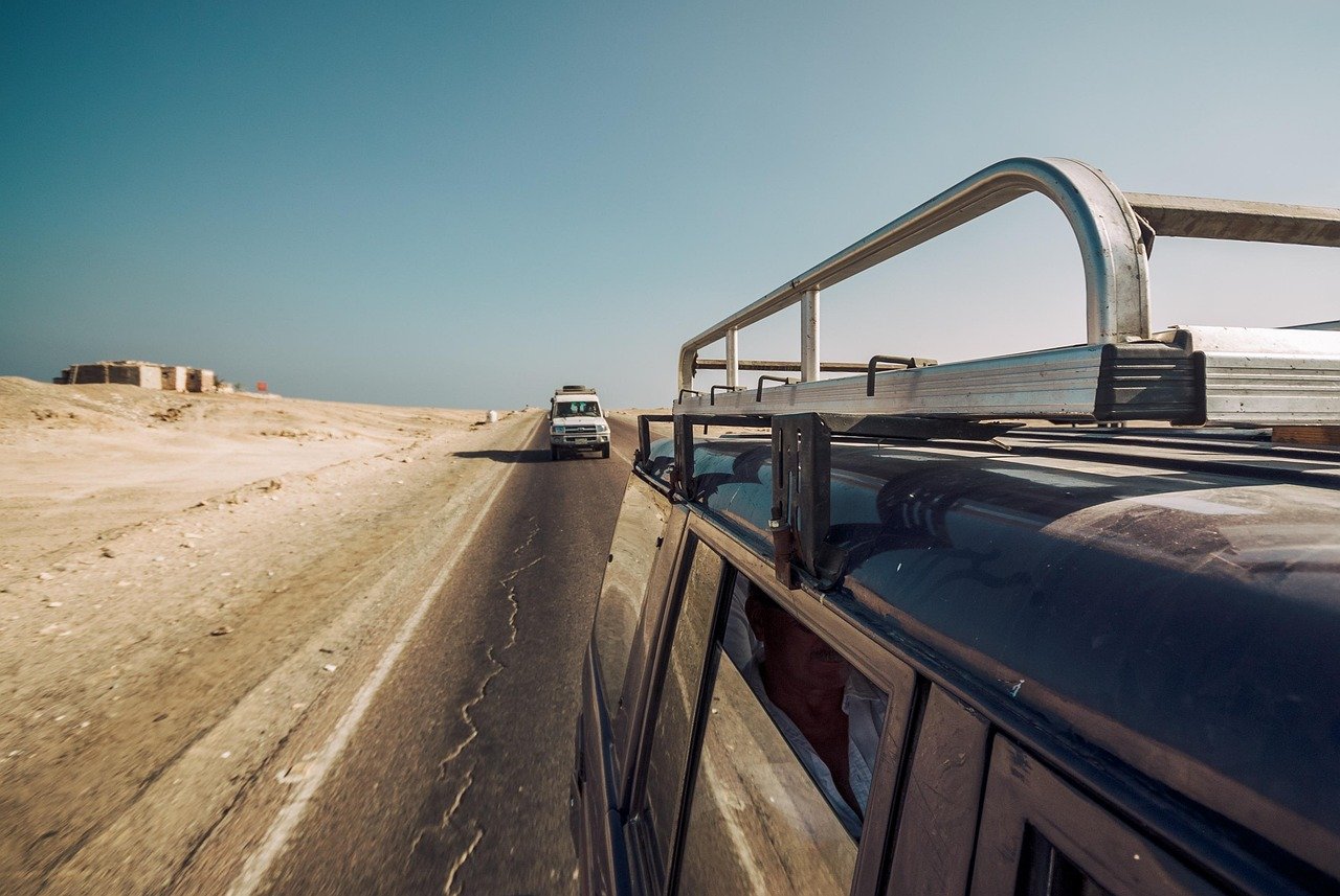 Import car to Abu Dhabi from Canada cost